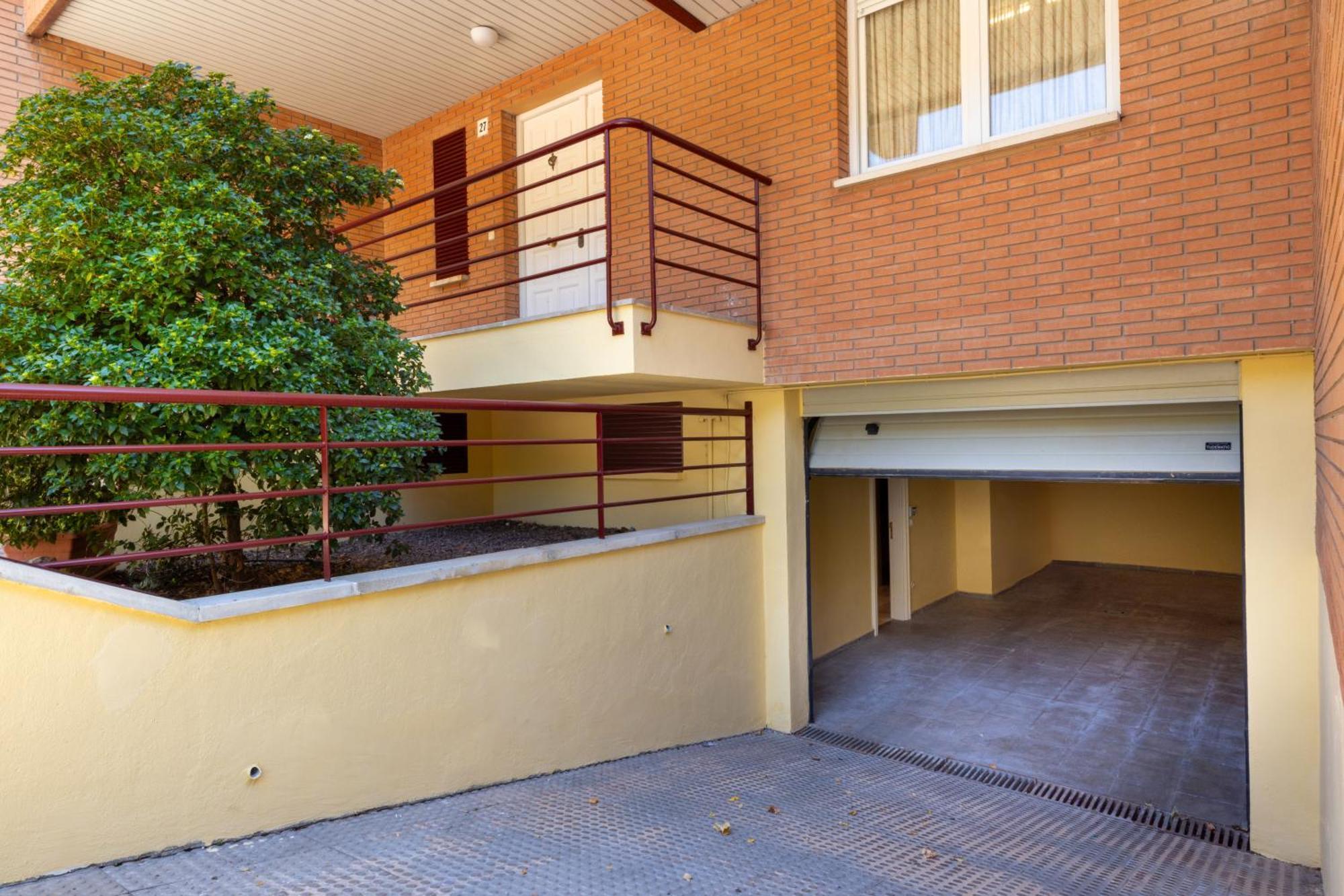 Willa Casa Con Piscina En El Centro Tudela Zewnętrze zdjęcie